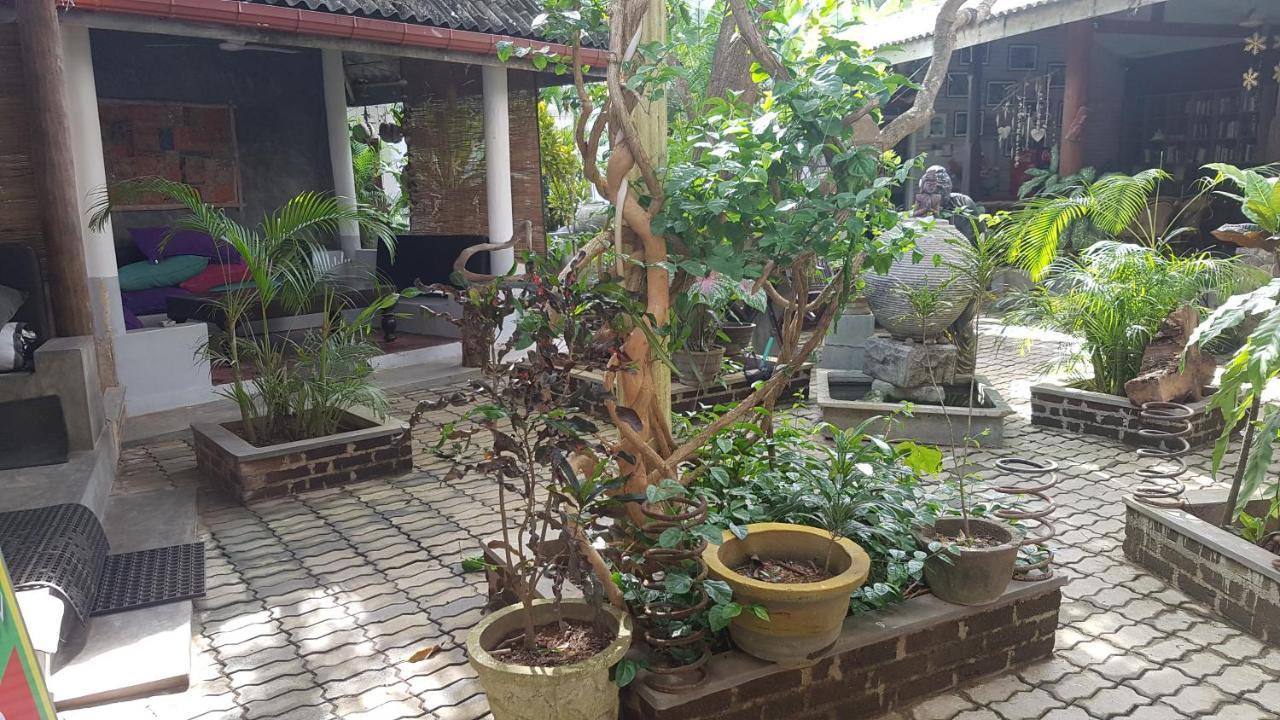 Sunil Garden Guesthouse Coffee Unawatuna Exterior foto